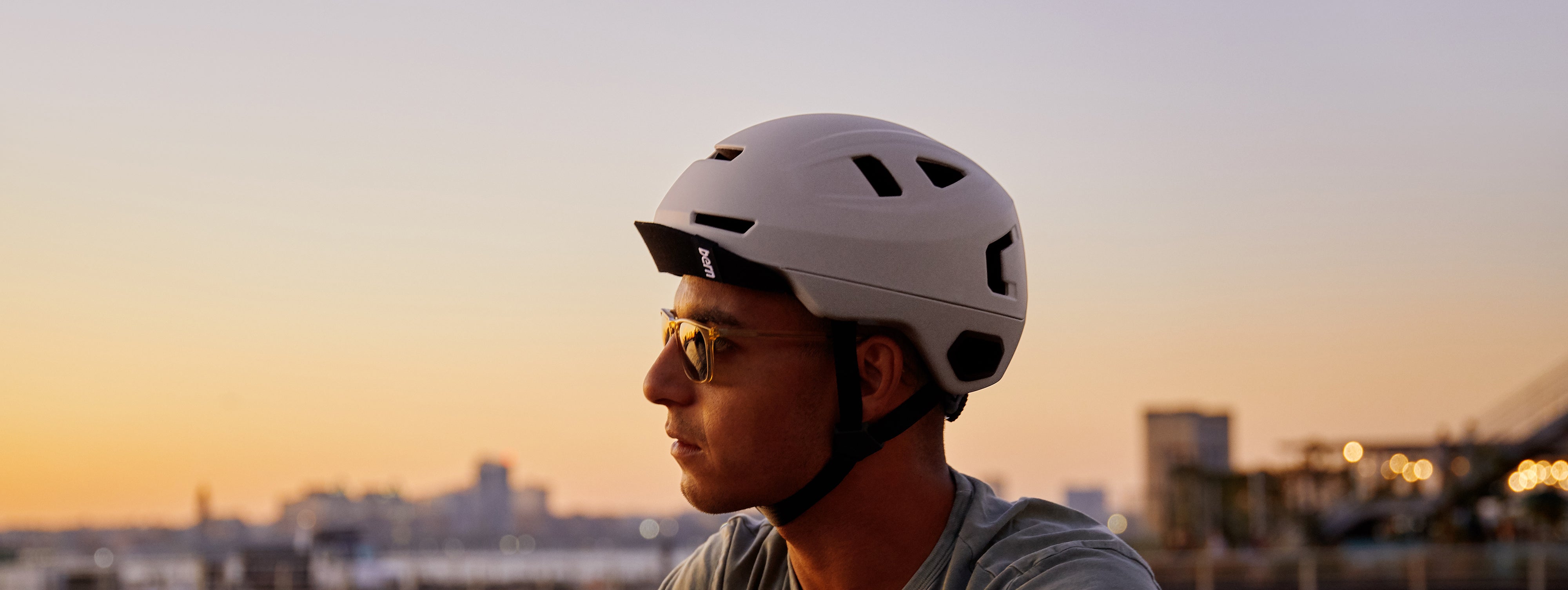 Urban Helmets: Style & Safety for City Cyclists